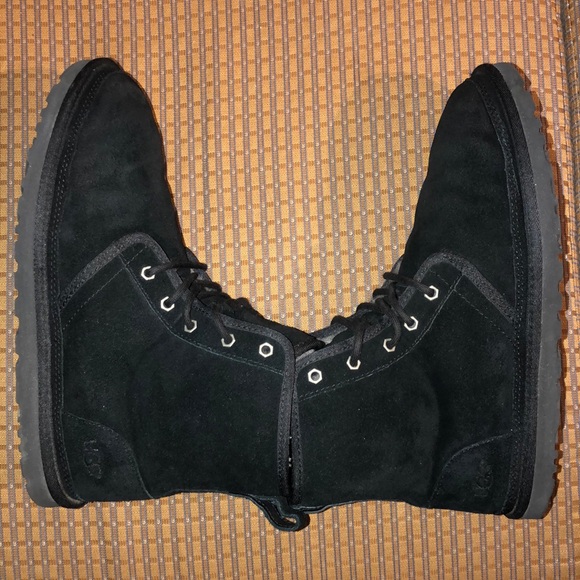UGG Men’s Harkley Black Boots Size 11 - Picture 8 of 16